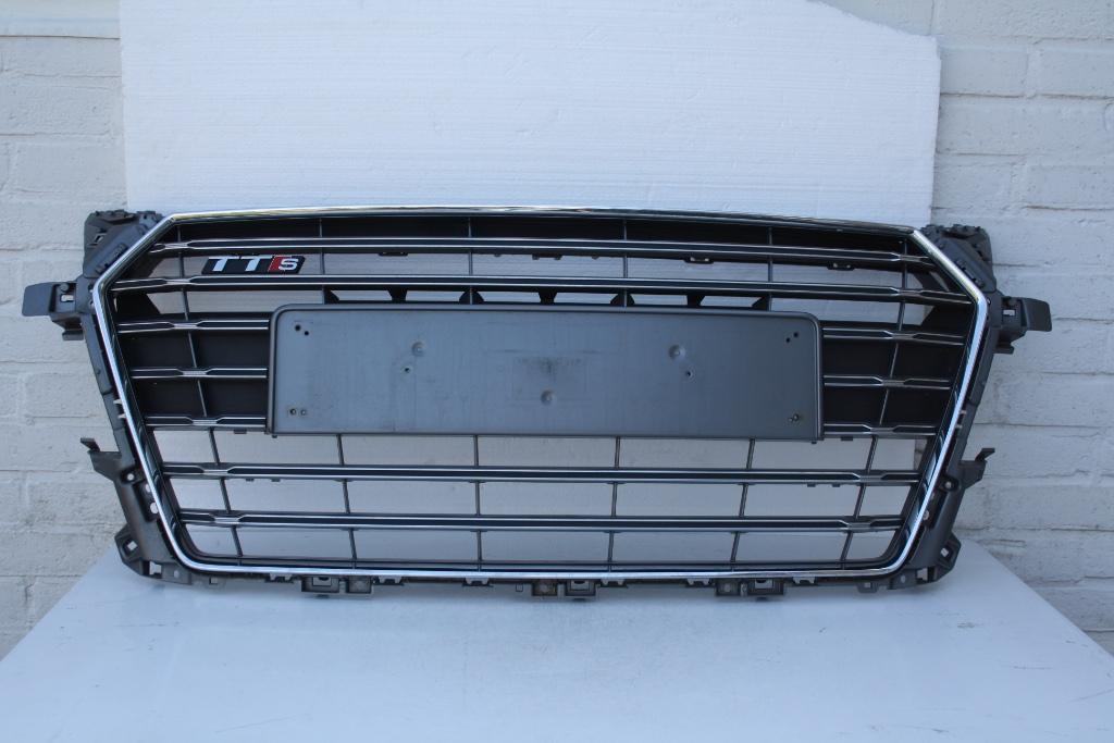 Grill Audi TT 8S TTS Origineel ! Mooi ! 2015, Ophalen of Verzenden, Gebruikt, Audi