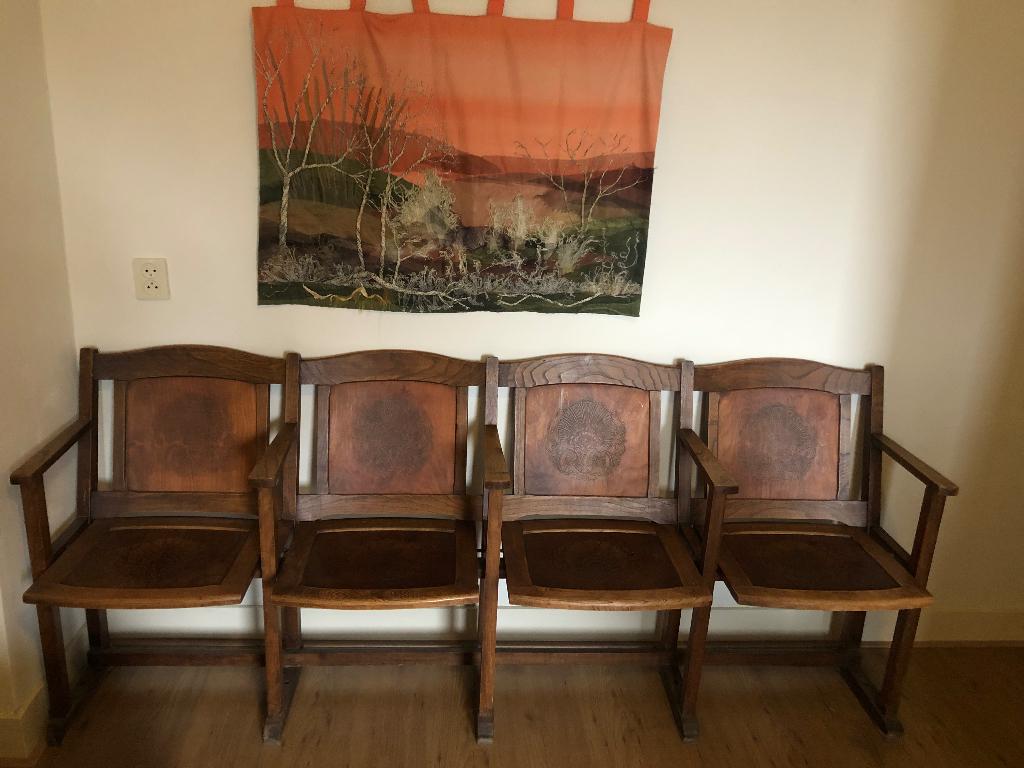 Antieke kerkstoelen -set van 4, Antiek en Kunst, Antiek | Meubels | Stoelen en Banken, Ophalen