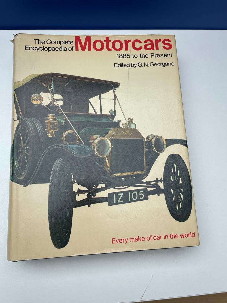 Encyclopedie Motorcars 1885-heden (1970), Boeken, Auto's | Boeken, Ophalen of Verzenden, Gelezen, Algemeen