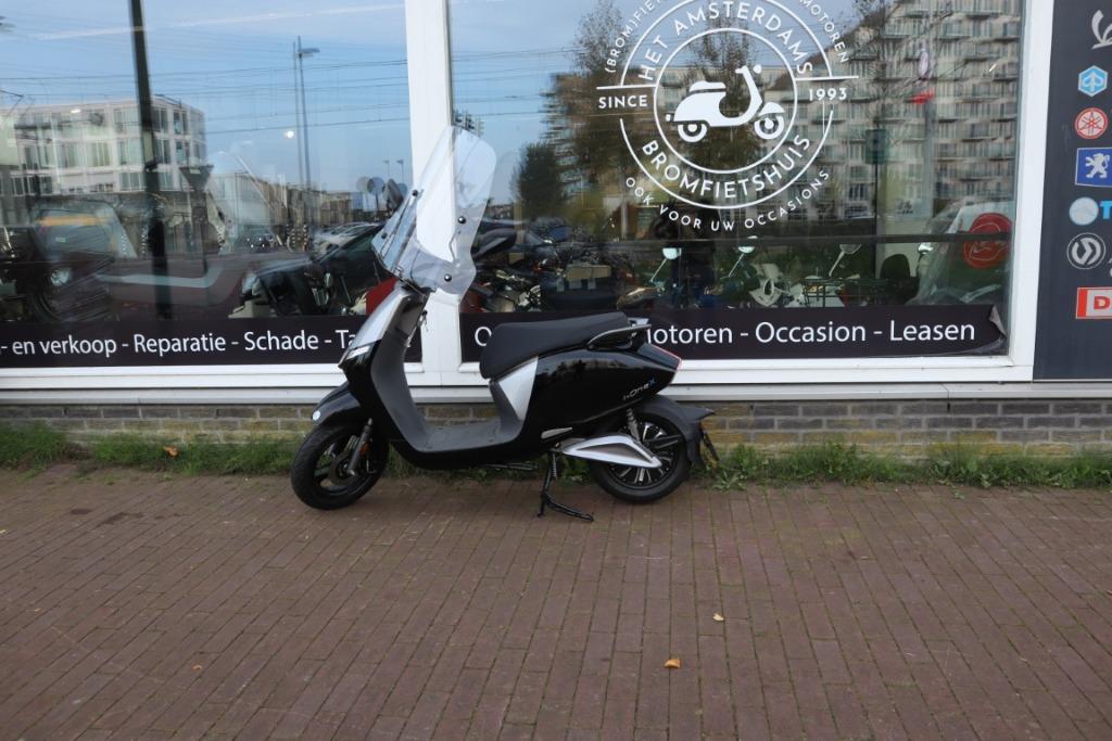 Mooie Kymco Ionix 45km  E-Scooter 2025, Overige modellen, Maximaal 45 km/u, Ophalen of Verzenden, Zo goed als nieuw