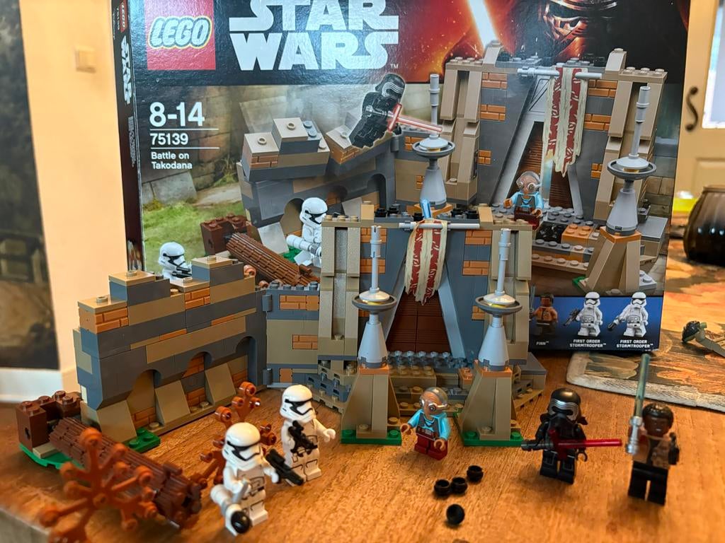 Lego Star Wars 75139 Battle on Takodana, Ophalen of Verzenden, Zo goed als nieuw, Complete set, Lego