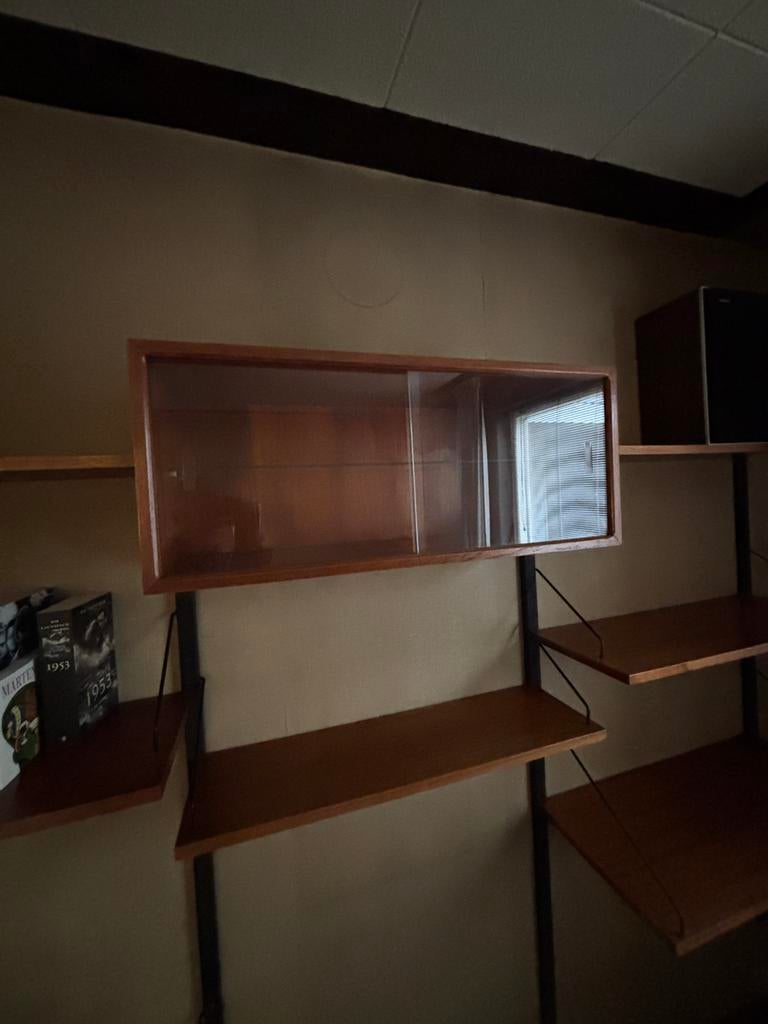 Deens Poul Cadovius Royal wandsysteem Teakhout 1960s, Ophalen, Met plank(en), Gebruikt, Teakhout