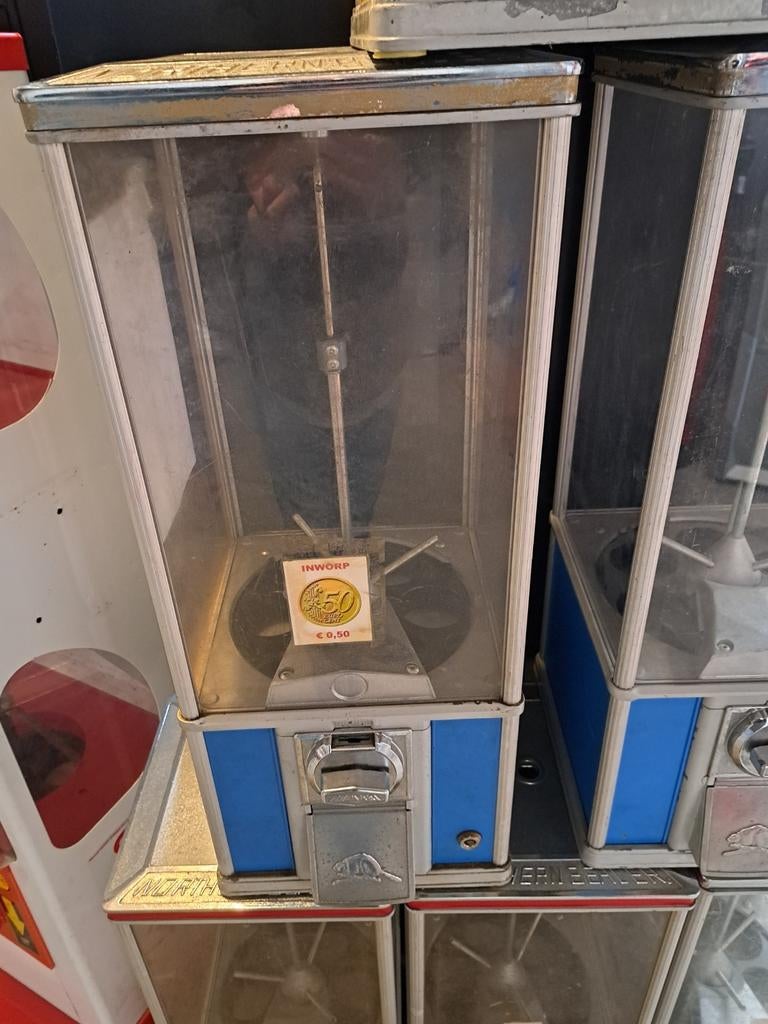 Beaver capsule automaat, Ophalen