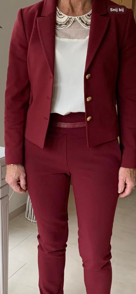 Twee delig aaiko pak. Broek en colbert, jasje, 1 x gedragen, Kostuum of Pak, Overige kleuren, Nieuw, Ophalen of Verzenden