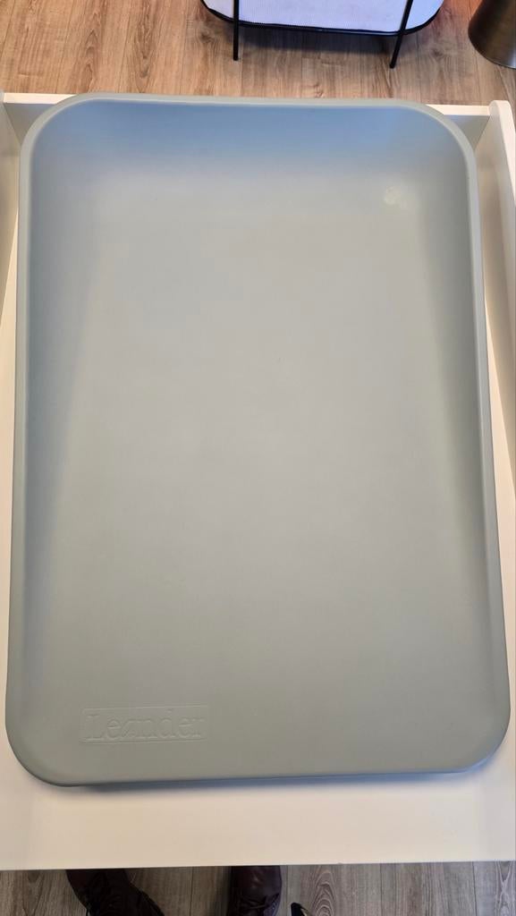 Leander Matty Verschoningskussen - Sage Green, Overige merken, Aankleedkussen, Ophalen of Verzenden, Zo goed als nieuw