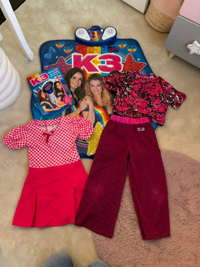 K3 dansmat set met outfits en kleurmap en lichtje, Ophalen, Zo goed als nieuw