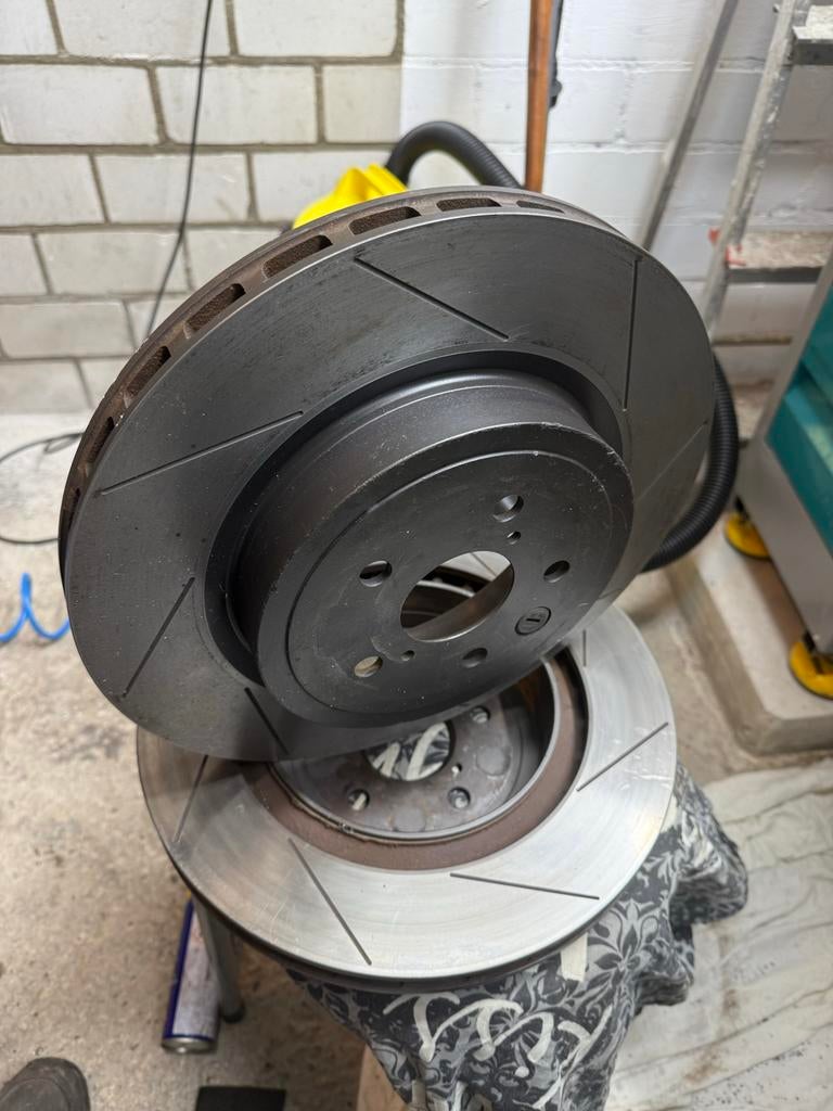 Lexus IS F Achterremschijven  (2007-2014), Ophalen of Verzenden, Gebruikt, Lexus