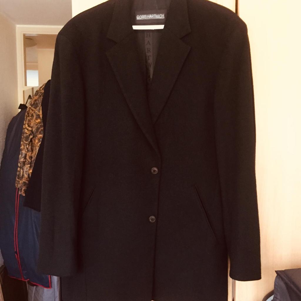 Doris Hartwich jas, Maat 48/50 (M), Zwart, Ophalen of Verzenden, Zo goed als nieuw