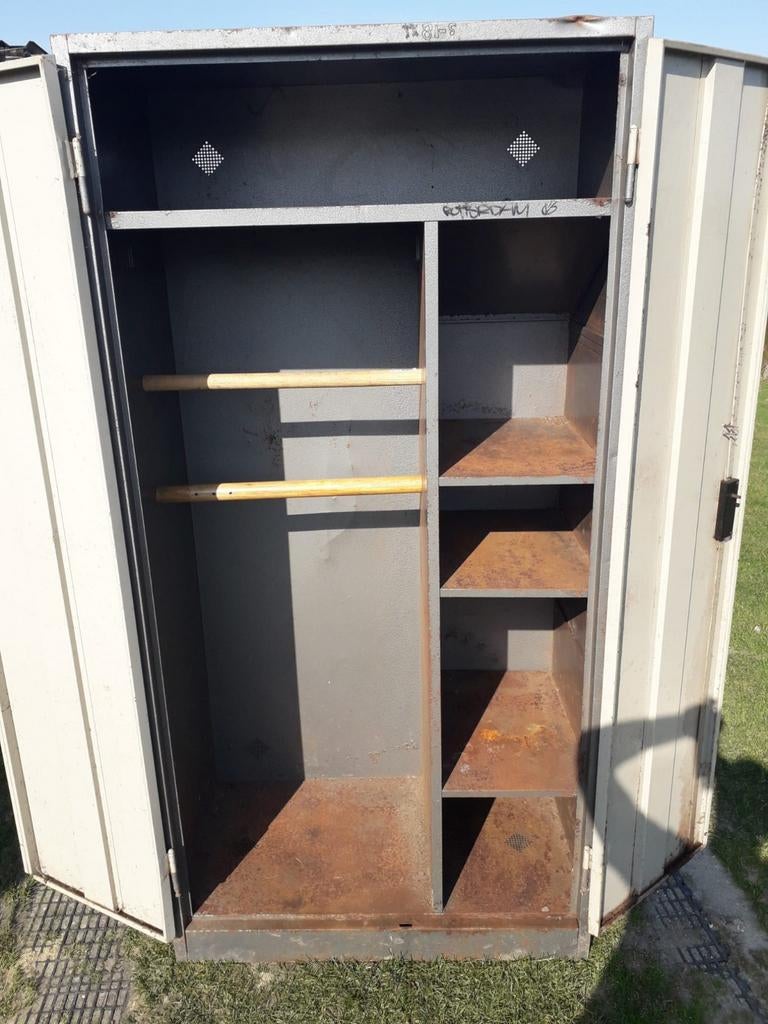 Stevige Ijzeren zadelkast stal paarden opbergkast stal, Dieren en Toebehoren, Stalling