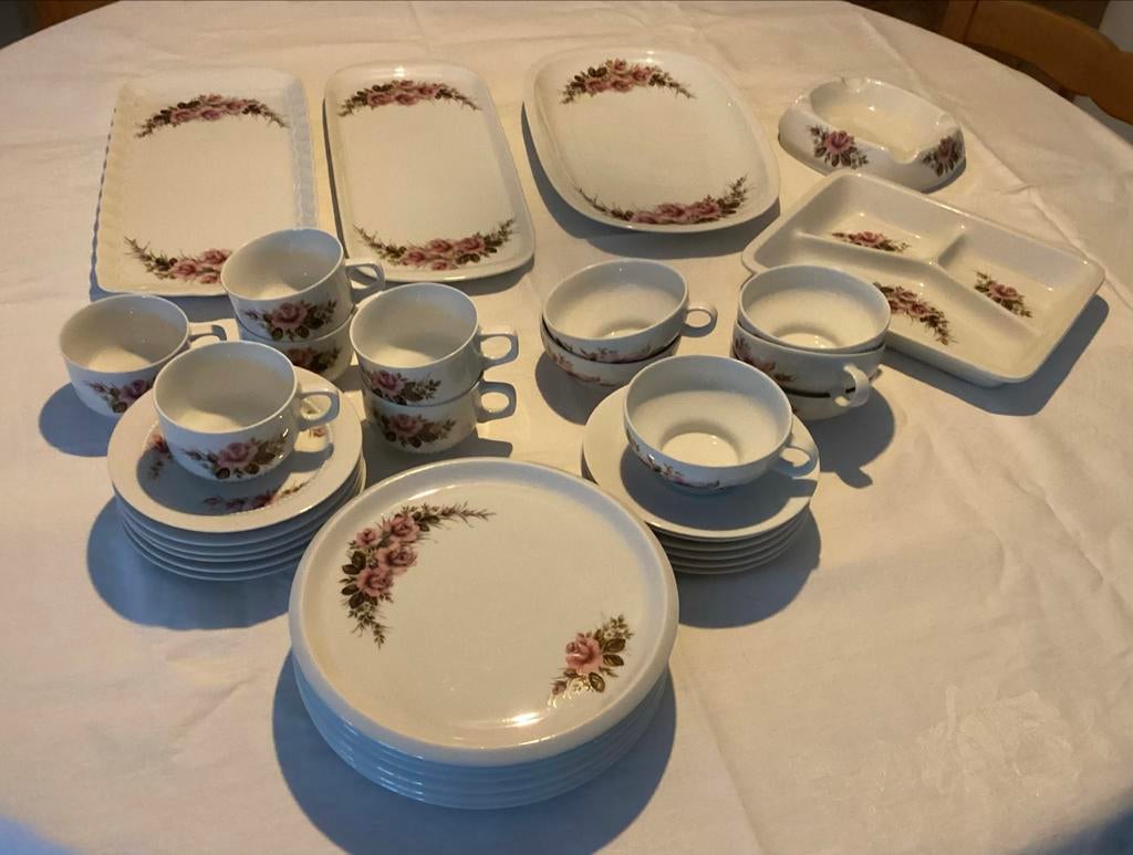 25-delig Schwabap Royal Ontbijtservies met Rozenmotief, Ophalen