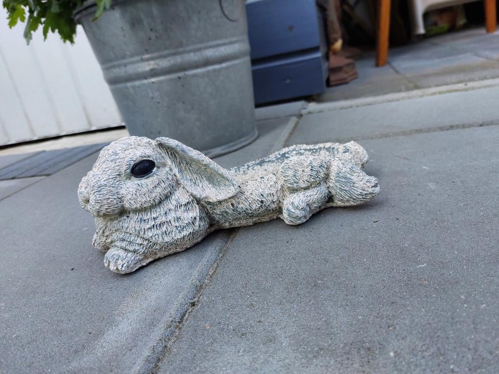 Oude schoenveger zonder borstel., Ophalen, Gebruikt, Beton, Dierenbeeld