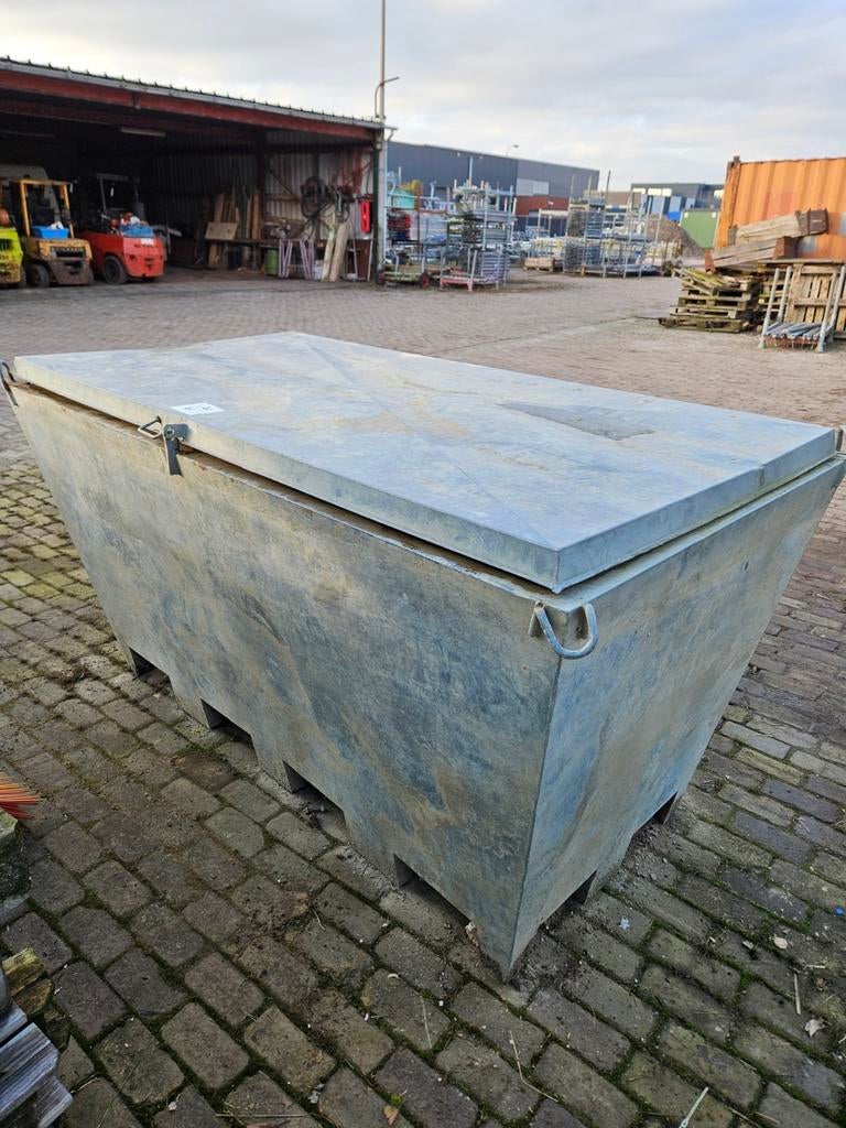 Bouwwaterput XXL, Ophalen, Gebruikt, ., .