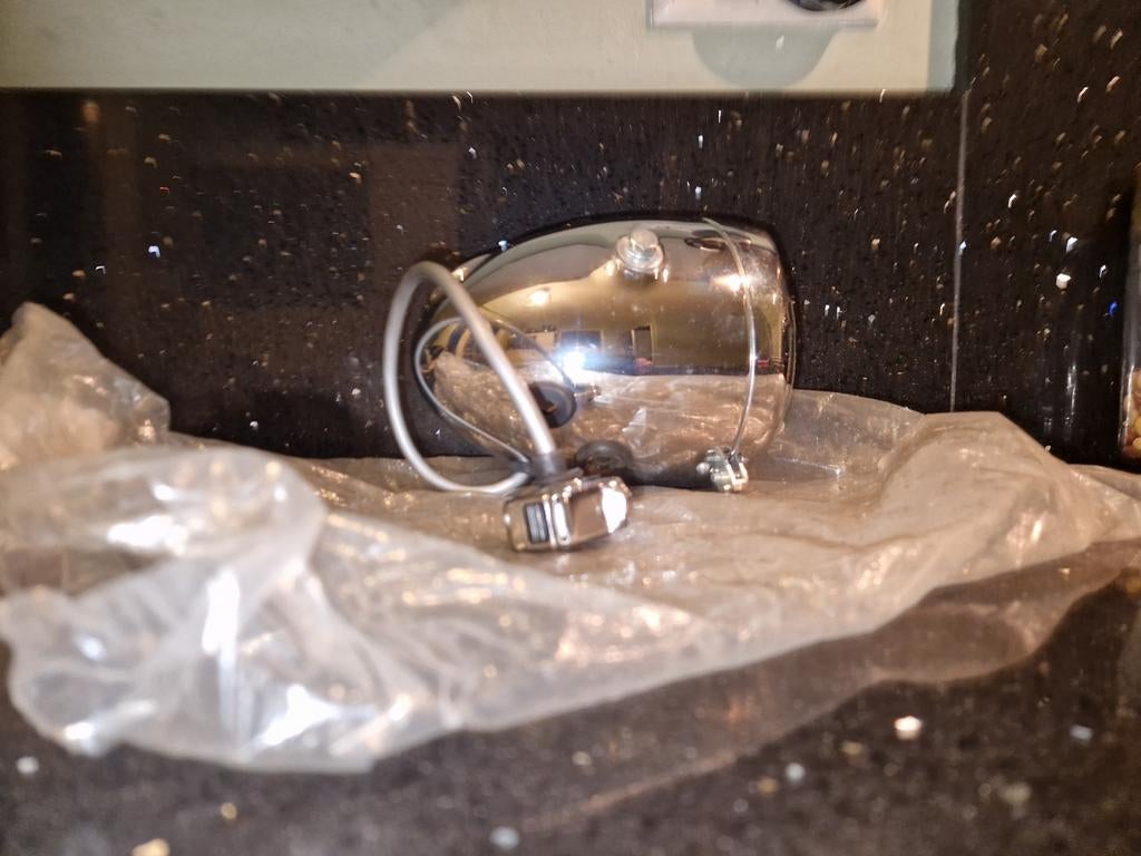 Hella koplamp nos (sparta)?, Ophalen of Verzenden