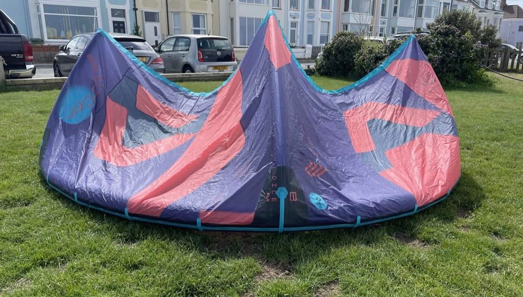 Duotone SLS Dice kite 8m, Geen board, Ophalen of Verzenden, Zo goed als nieuw