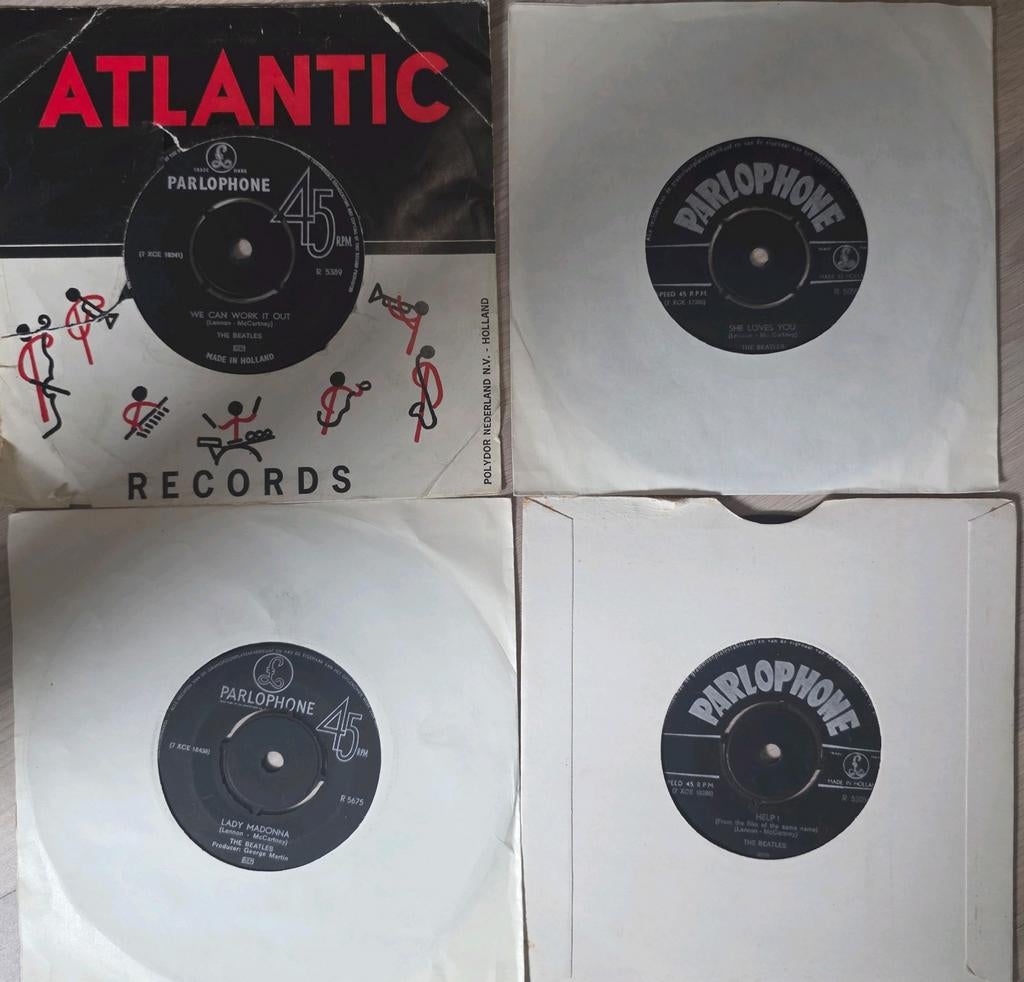 26 vinyl 7" singles, o.a. The Beatles, Rolling Stones, Cd's en Dvd's, Vinyl Singles, Gebruikt, 7 inch, Single, Ophalen of Verzenden