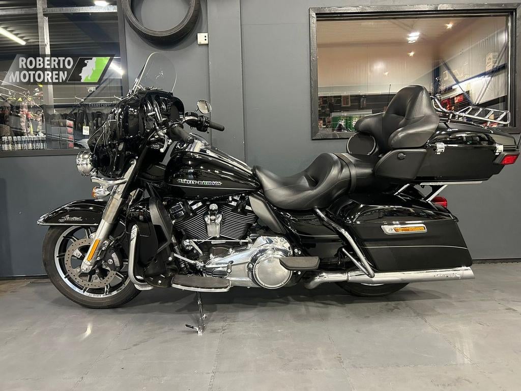 HARLEY-DAVIDSON LIMITED CVO FLHTKSE (bj 2017), Motoren, Motoren | Harley-Davidson, Motorrijbewijs A, Bedrijf, Onbekend, Meer dan 35 kW