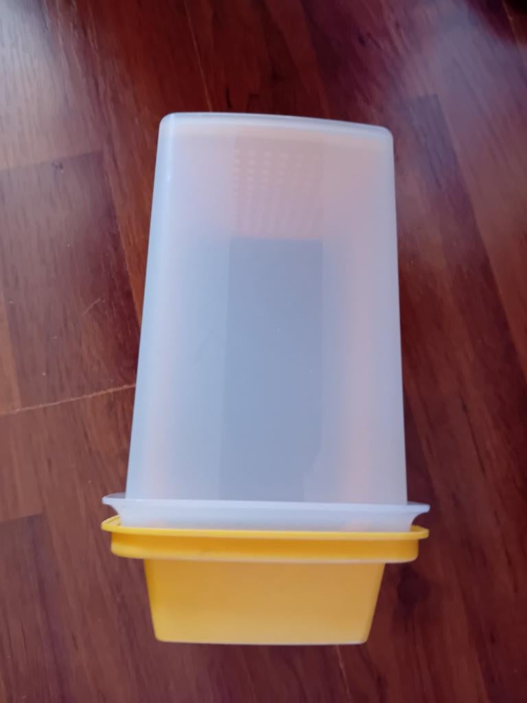 Tupperware zuurpot, Doe-het-zelf en Verbouw, Kratten en Dozen, Ophalen of Verzenden, Zo goed als nieuw, Doos, Minder dan 35 cm