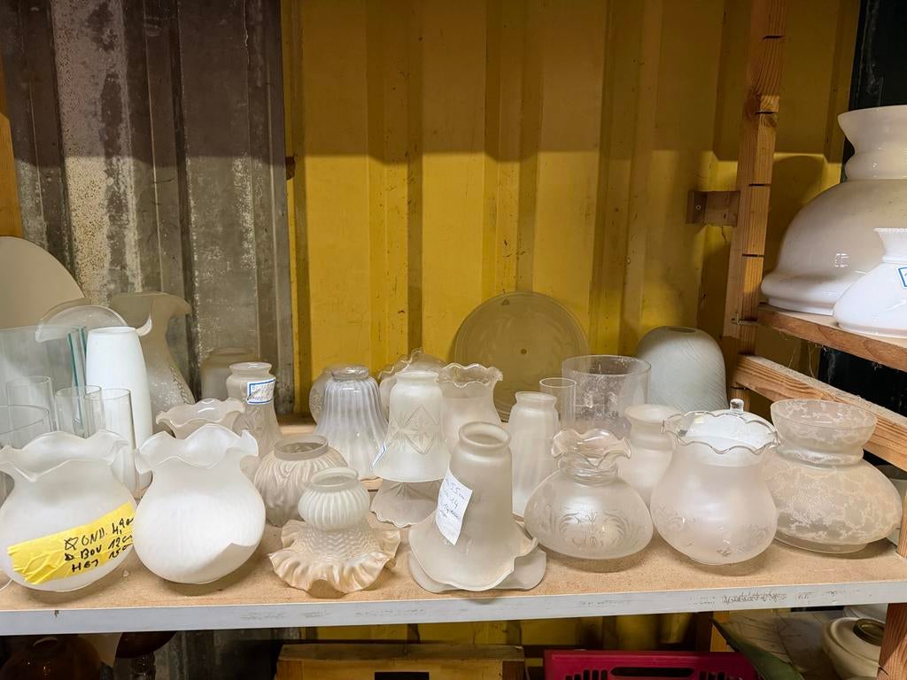 Veel lampenkapjes Vinted verschillende modellen en maten, Huis en Inrichting, Lampen | Lampenkappen, Gebruikt, Wit, Ophalen of Verzenden