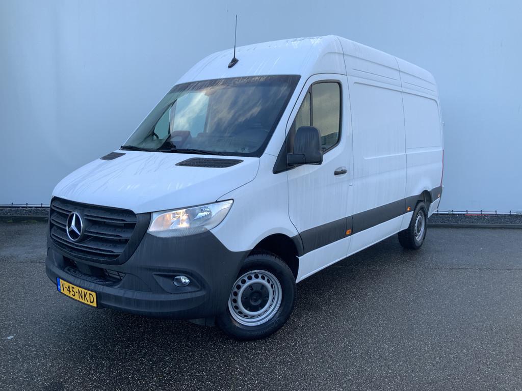 Mercedes-Benz Sprinter 317 1.9 CDI L2H2 Automaat Navi Camera, Auto's, Automaat, Gebruikt, Euro 6, 4 cilinders