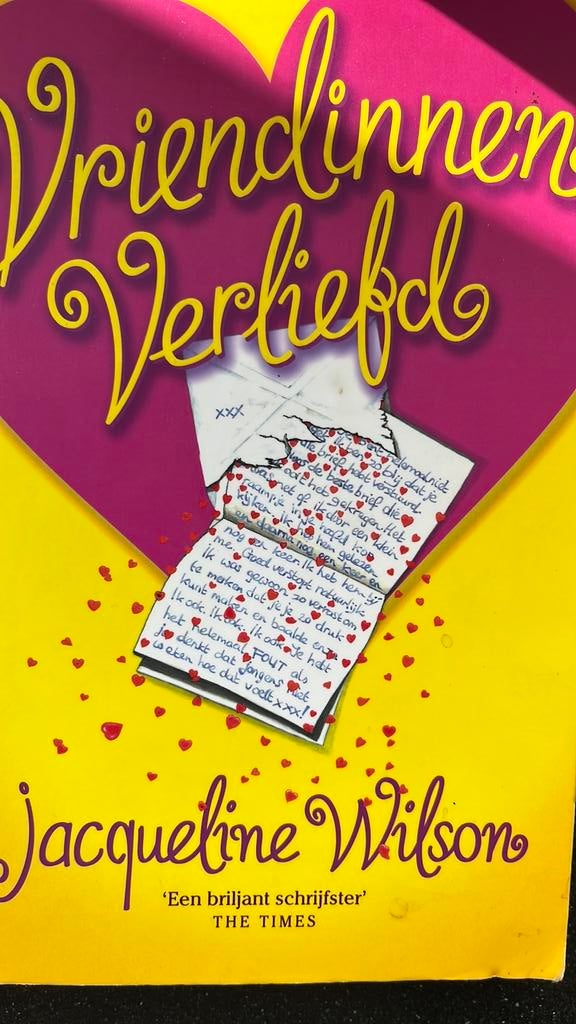 Jacqueline Wilson - Verliefd, Ophalen of Verzenden, Zo goed als nieuw, Jacqueline Wilson
