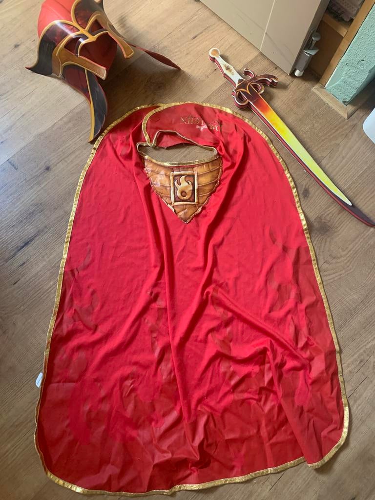 Efteling Ravelijn verkleedset masker, cape en wapen, Ophalen of Verzenden, Gebruikt, Jongen