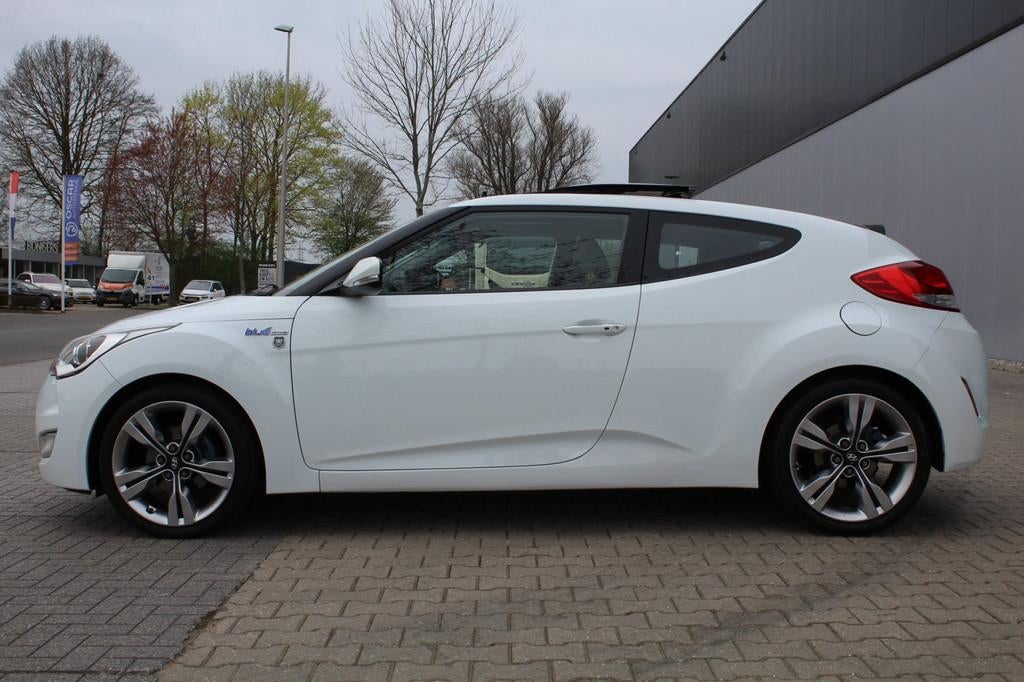 Hyundai Veloster 1.6 GDI i-Catcher | Pano | Stoelverwarming, Voorwielaandrijving, Gebruikt, 4 cilinders, 4 stoelen