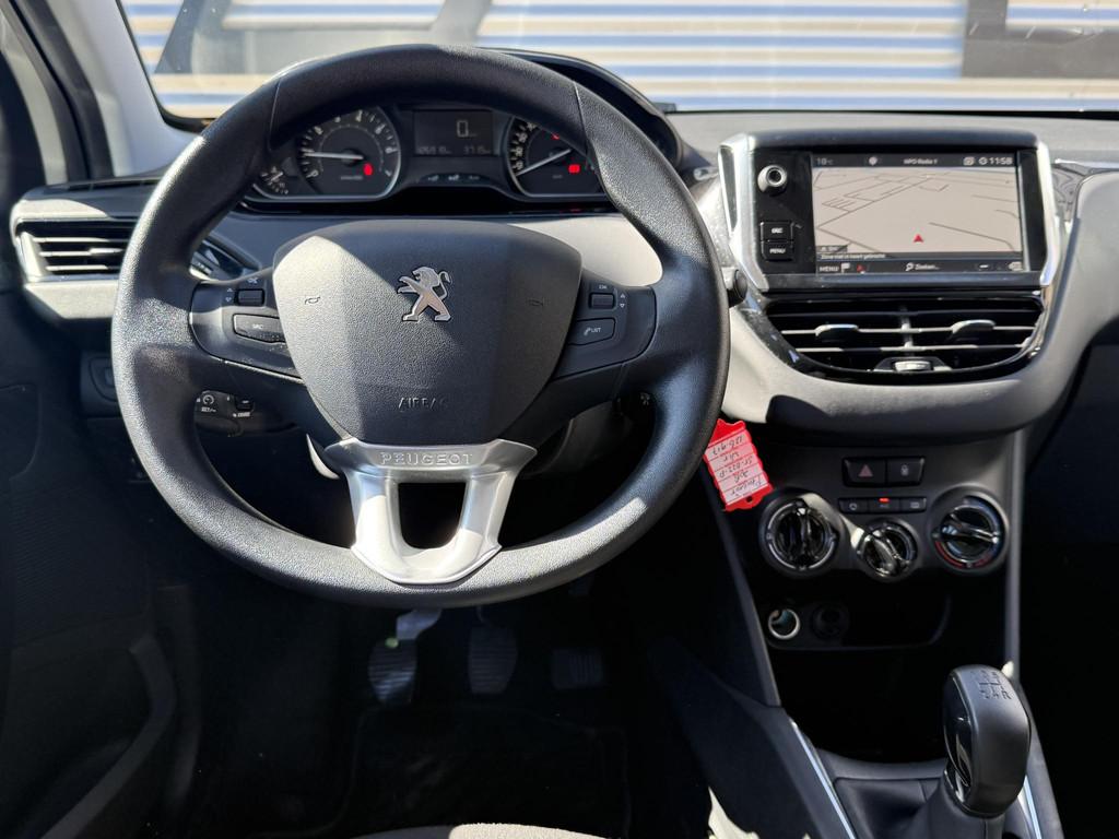Peugeot 208 1.2 PureTech Blue Lion Navi|Carplay|Airco|D-riem, Auto's, Voorwielaandrijving, Stof, Gebruikt, 82 pk