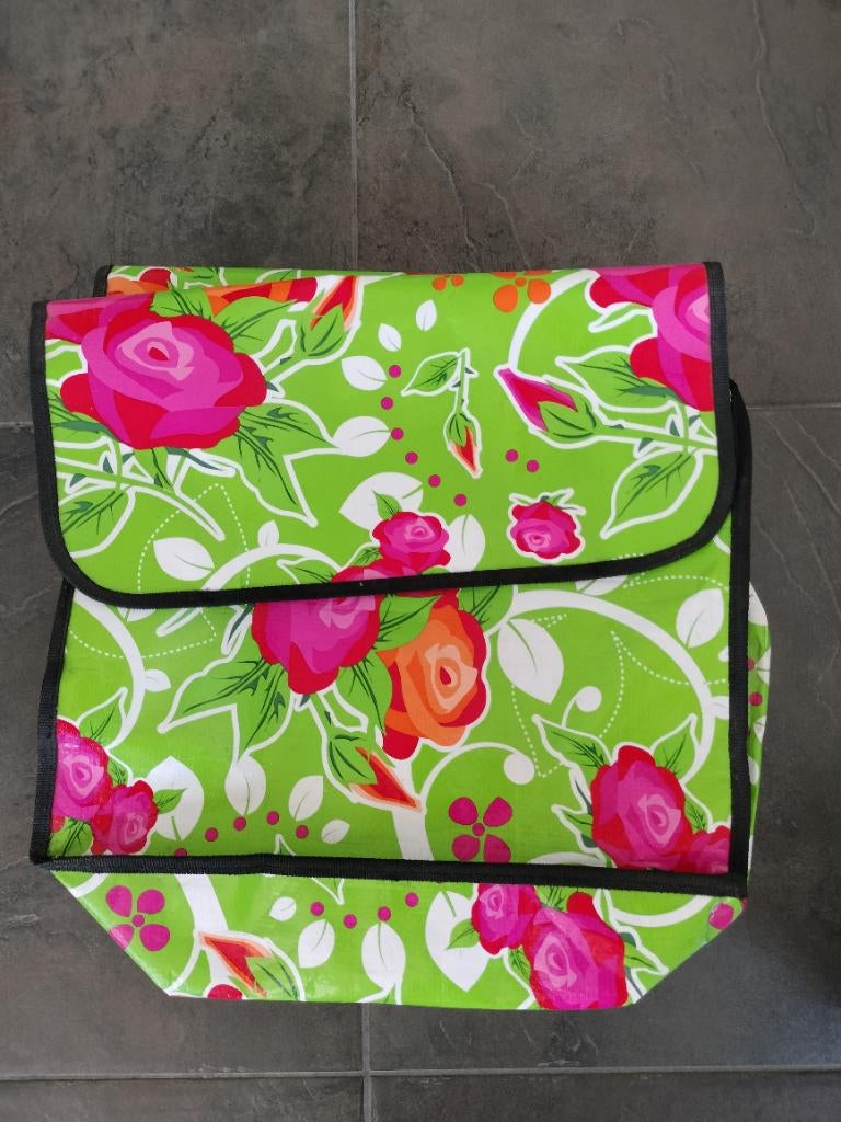 Dubbele fietstas, Ophalen