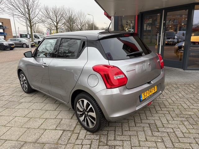Suzuki Swift 1.2 Stijl | Navi | Cruise | Camera | 72.308 km, 12 maanden, Stof, Gebruikt, 4 cilinders