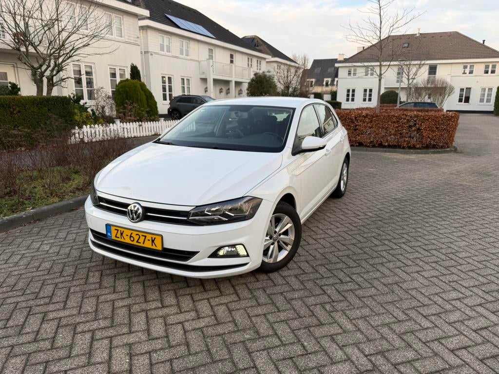 Volkswagen Polo 1.0 TSI 95pk 2019 Wit (Dealer onderhouden), Voorwielaandrijving, 40 €/maand, Wit, Origineel Nederlands