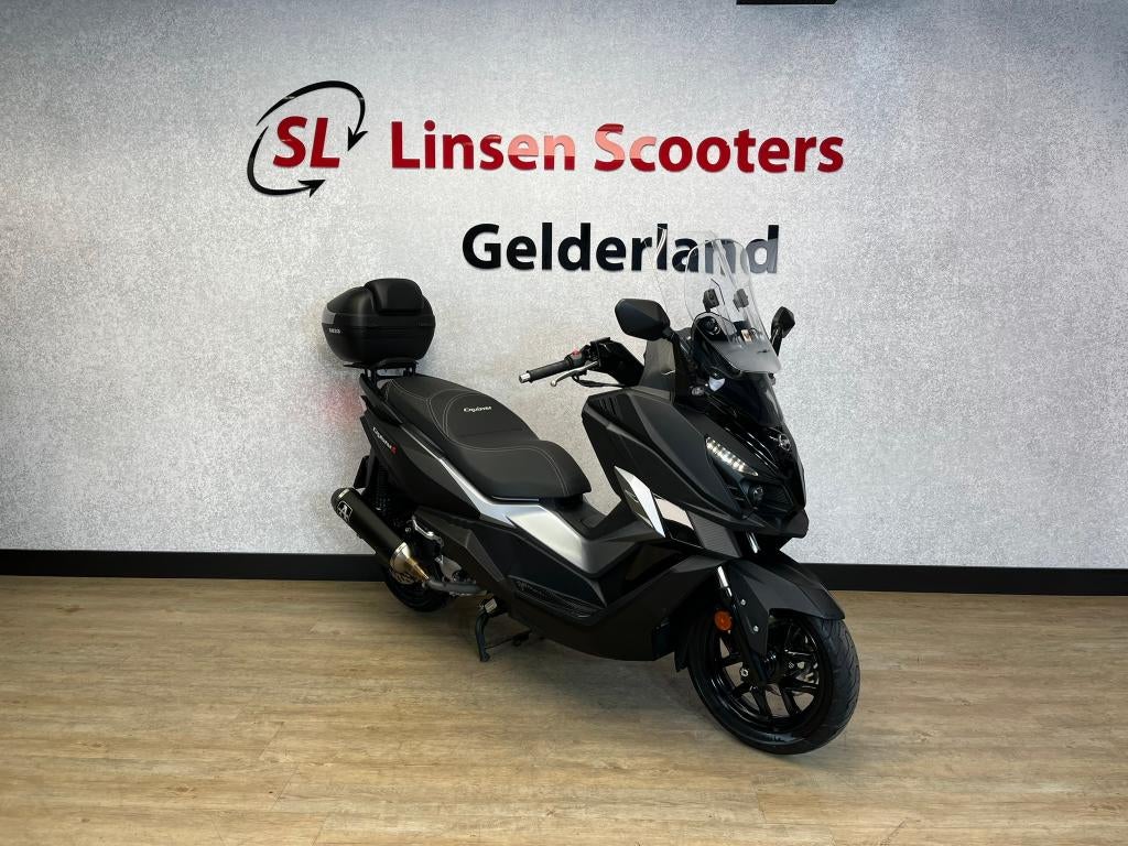 SYM Cruisym Alpha 300 Mat Zwart 2023, Scooter, Sportuitlaat, SYM, Particulier