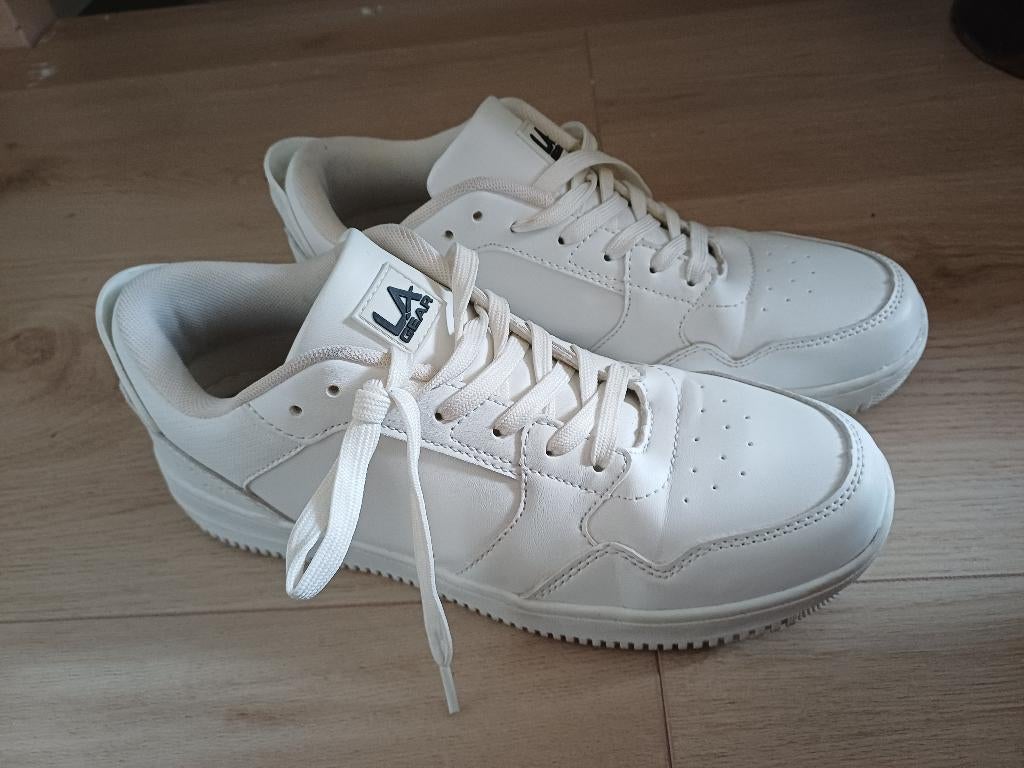 Witte sneakers  merk L A Gear, Wit, LA Gear, Ophalen of Verzenden, Sneakers of Gympen