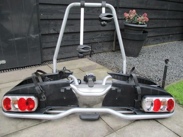 Thule Ep 915 fietsendrager, kantelbaar, Ophalen, Elektrische fiets, Zo goed als nieuw, 2 fietsen