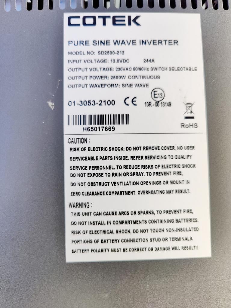 Puur Sinus Omvormer 12V 2500W, Caravans en Kamperen, Ophalen of Verzenden, Gebruikt