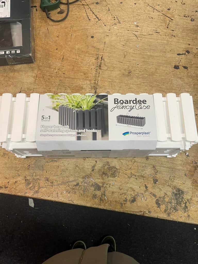 Boardee JemcyCase Bloembak met zelfbewateringssysteem, Kunststof, Minder dan 30 cm, Nieuw, M