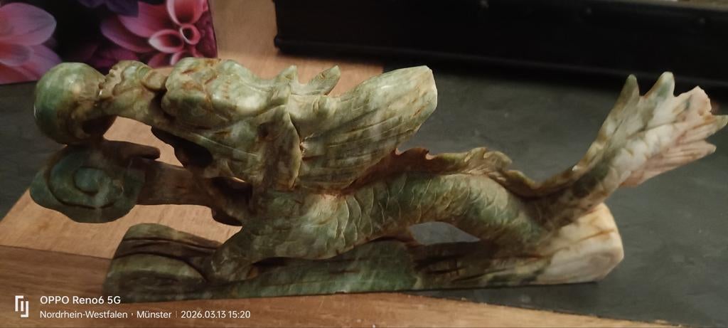 Prachtige Jade Draak Sculptuur - Handgesneden Decoratie, Antiek en Kunst, Kunst | Beelden en Houtsnijwerken, Ophalen of Verzenden
