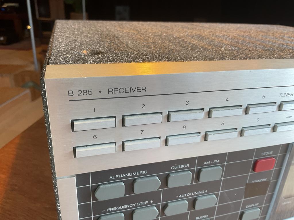 Revox B285 Receiver - Hoogwaardige Audio Ervaring, Overige merken, Gebruikt, Ophalen of Verzenden, 60 tot 120 watt