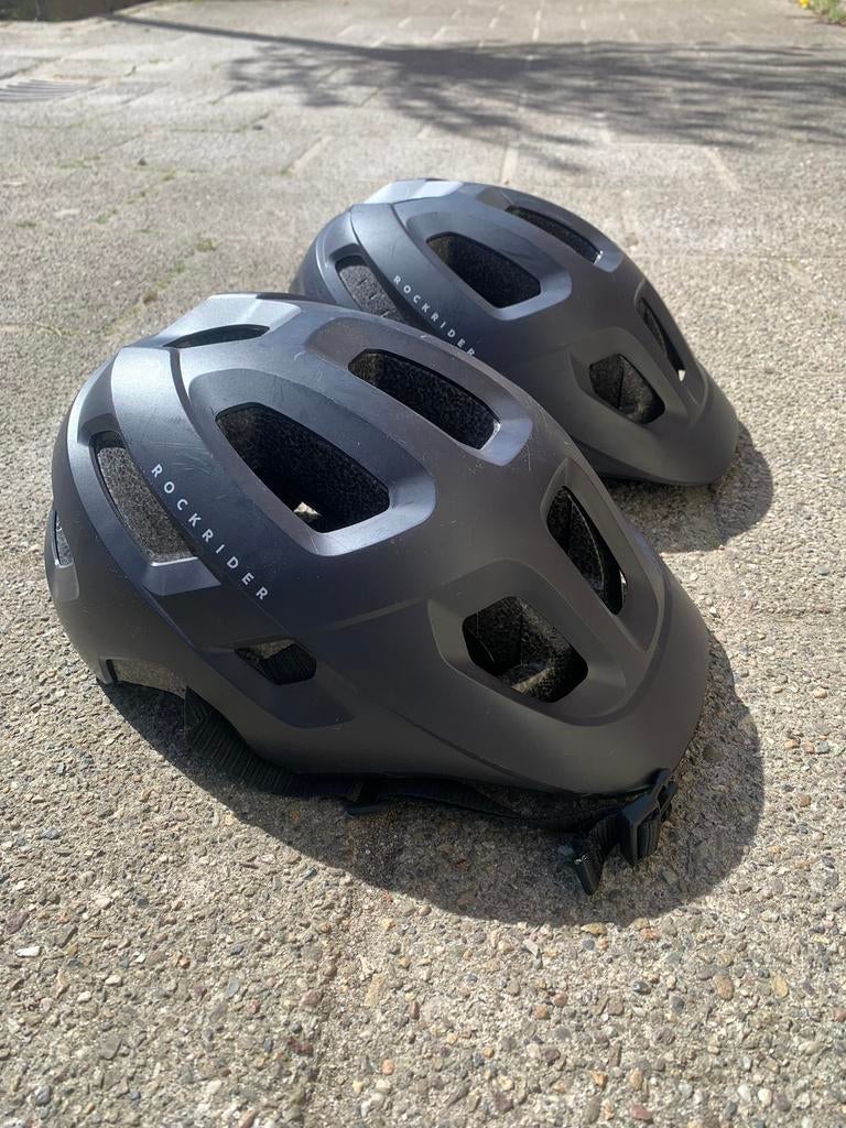 2x rockrider mountainbike helm. 2 voor de priks van 1, 57 cm of meer, Ophalen, Zo goed als nieuw, Overige merken