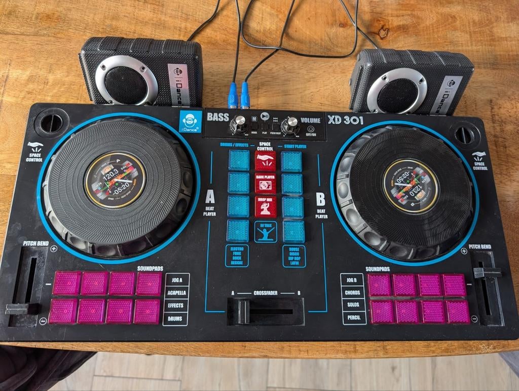 IDance DJ set zo goed als nieuw, Muziek en Instrumenten, Dj-sets en Draaitafels, Ophalen of Verzenden, Zo goed als nieuw, Overige merken