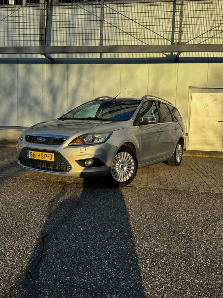 Ford Focus 1.6 16V Titanium, 1596 cc, Zwart, 4 cilinders, 635 kg