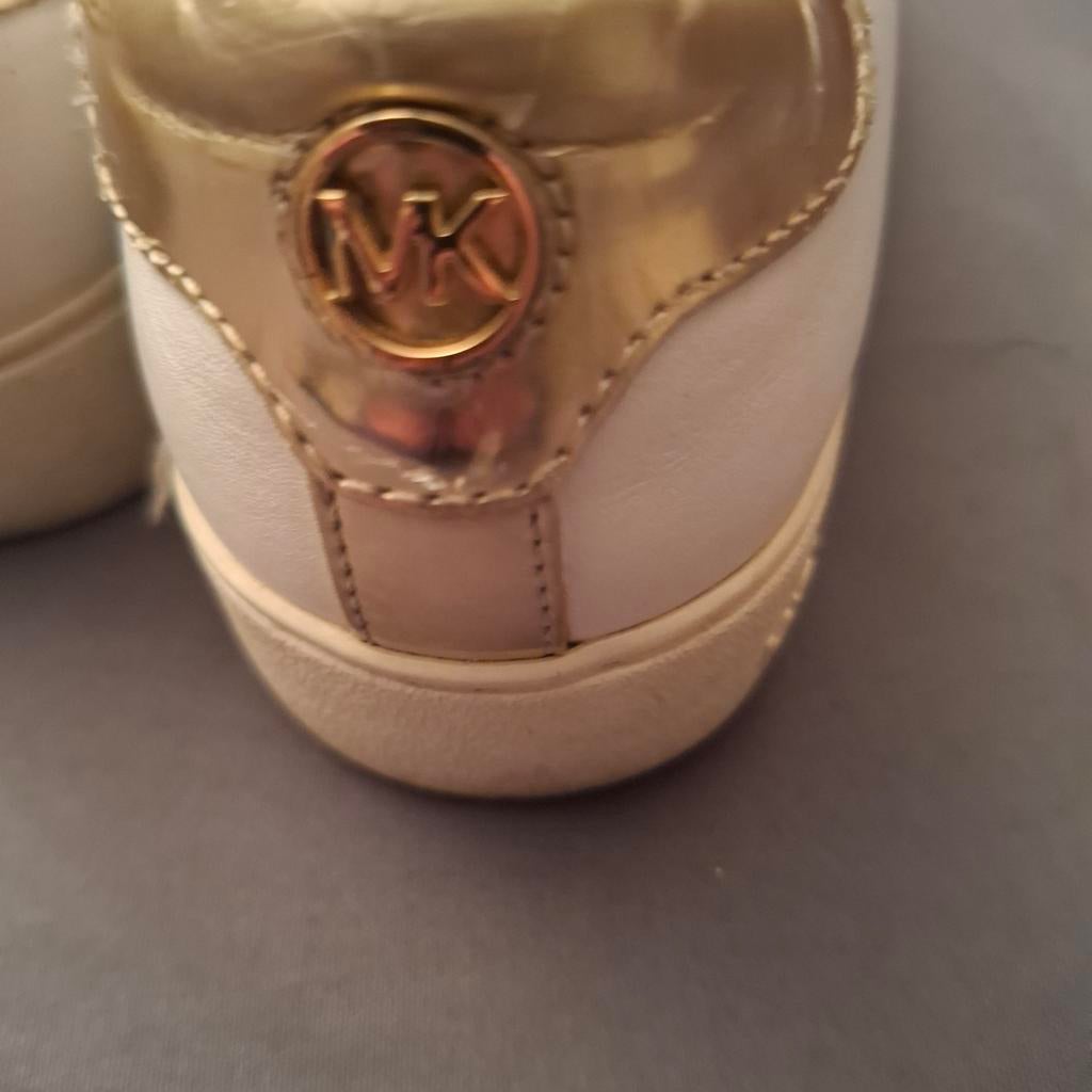 Michael Kors dames sneakers - Wit met goud, Michael Kors, Wit, Ophalen of Verzenden, Sneakers of Gympen