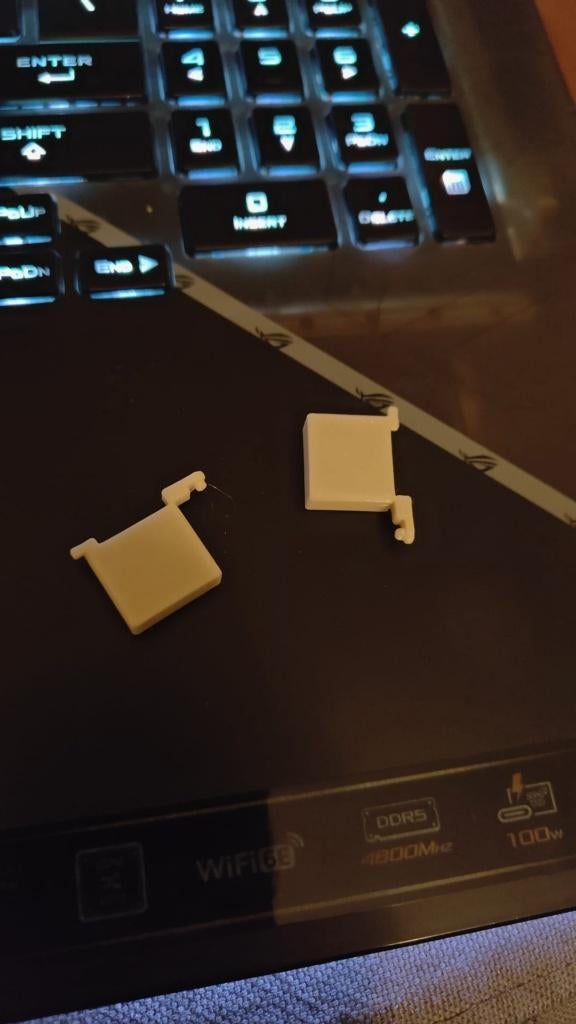 3.5" Floppy Eject Knop voor Amiga Diskdrive, Computers en Software, Vintage Computers, Verzenden