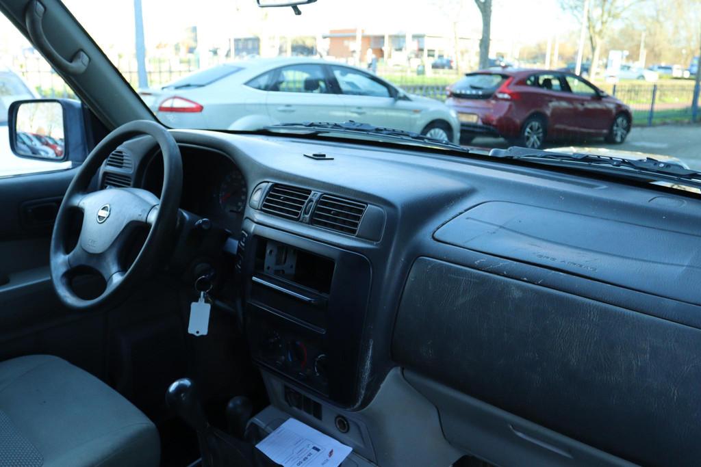 NISSAN PATROL GR 3.0 DI COMFORT BASE 4X4 DIFF LOCK GRIJS KEN, Auto's, Nissan, Stof, Gebruikt, 2953 cc, 4 cilinders