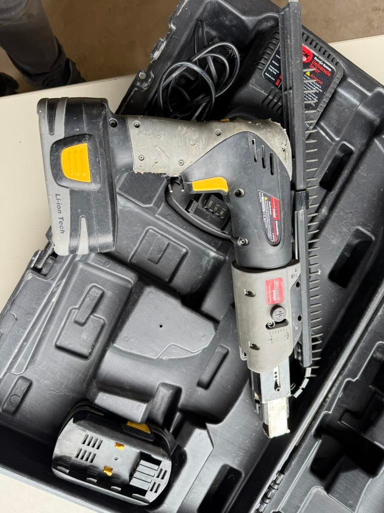 Durofix automatische gipsplaat schroevendraaier, Ophalen, 600 watt of meer, Variabele snelheid, .