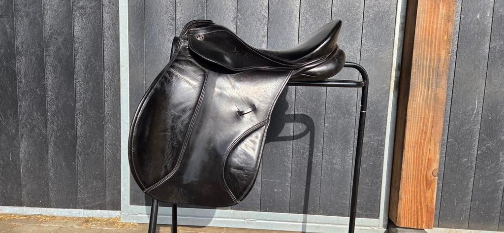 Veelzijdigheidszadel Kieffer 17 inch, Dieren en Toebehoren, Paarden en Pony's | Zadels, Ophalen, Gebruikt, Overige soorten