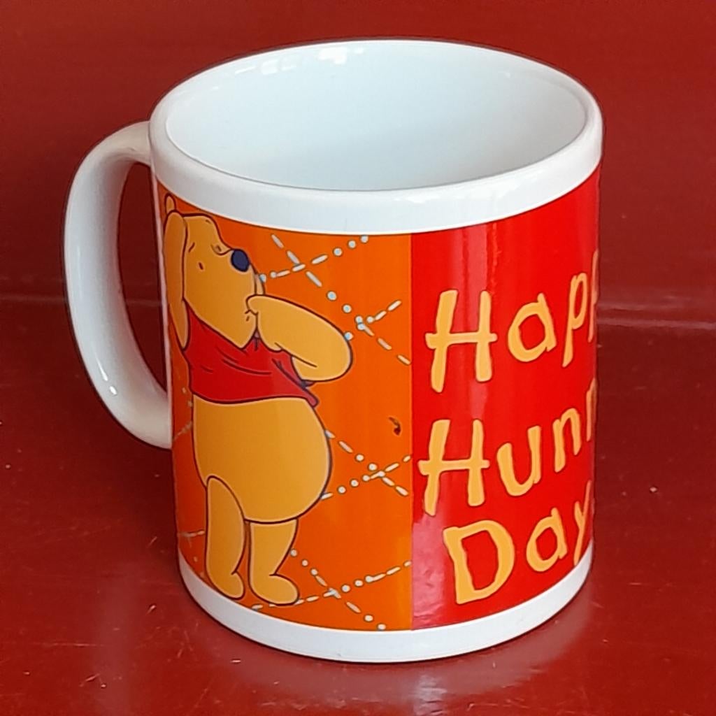 Beker met afbeelding Winnie-the-Pooh, Gebruikt, Ophalen of Verzenden, Overige stijlen, Kop(pen) en/of Schotel(s)