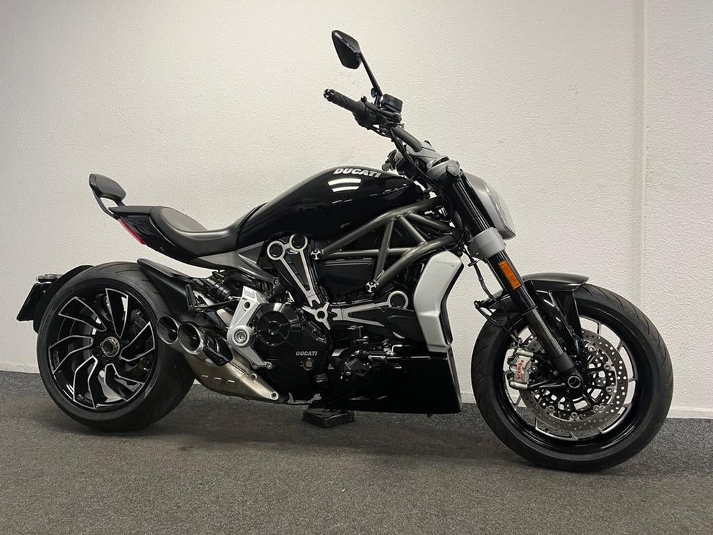 Ducati X DIAVEL S (bj 2016) - foto 2