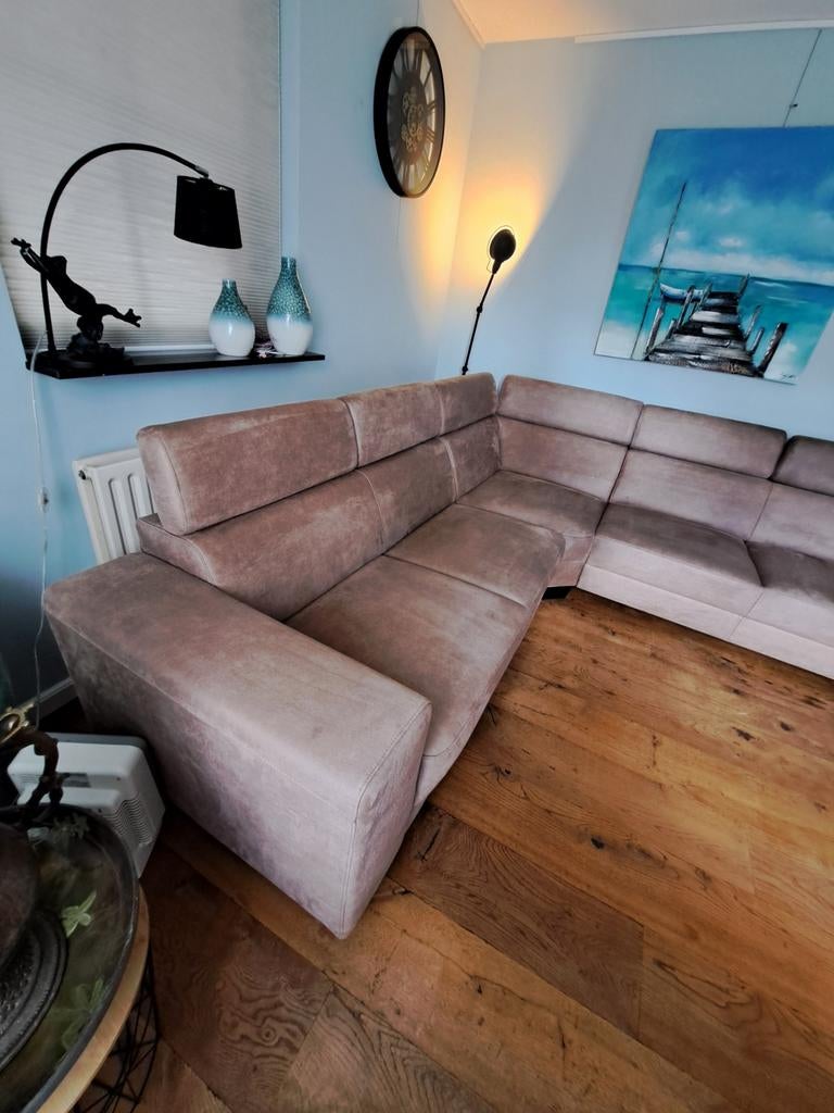 Hoekbank 270x270 woonkamer in kleur lever, bruin beige, 250 tot 300 cm, Gebruikt, Hoekbank, 75 tot 100 cm