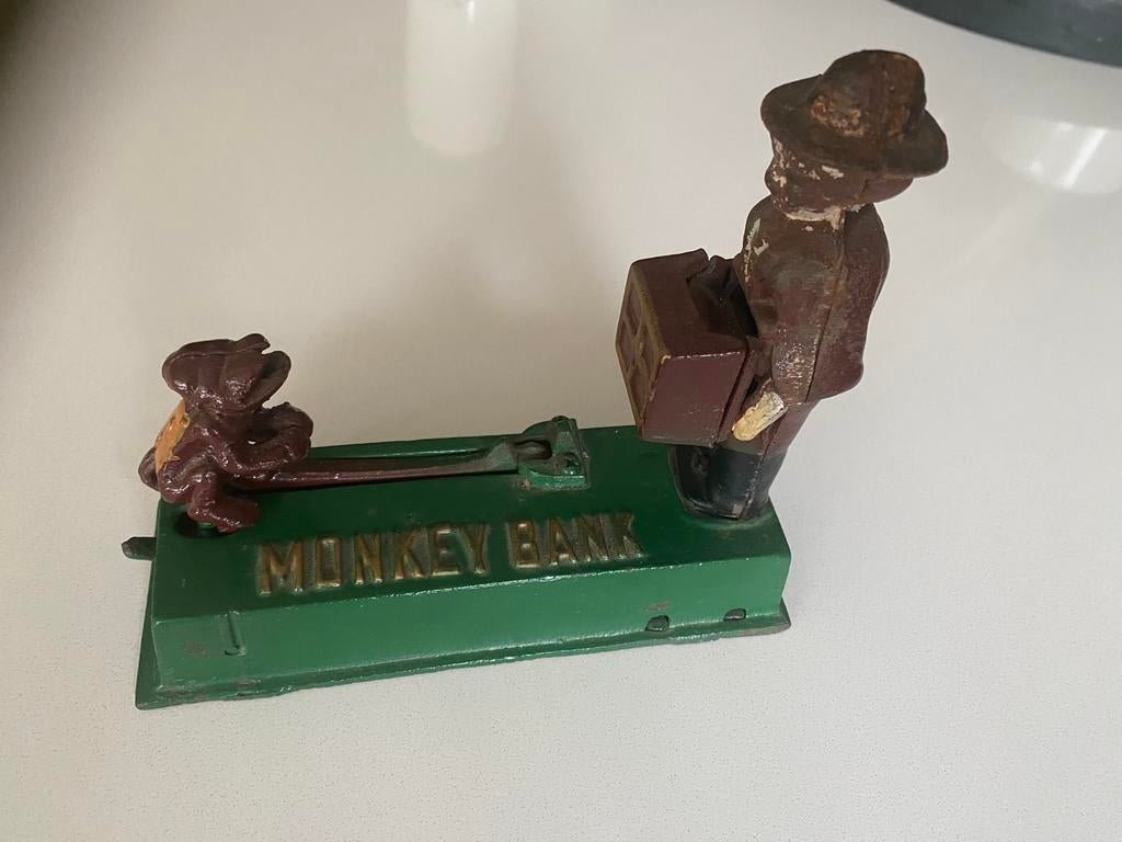 Monkey Bank gietijzeren spaarpot., Ophalen of Verzenden, Gebruikt, Metaal of Blik, Overige thema's