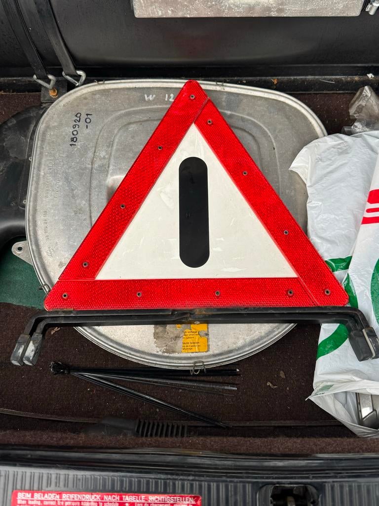 W126 gevarendriehoek, Ophalen of Verzenden, Gebruikt